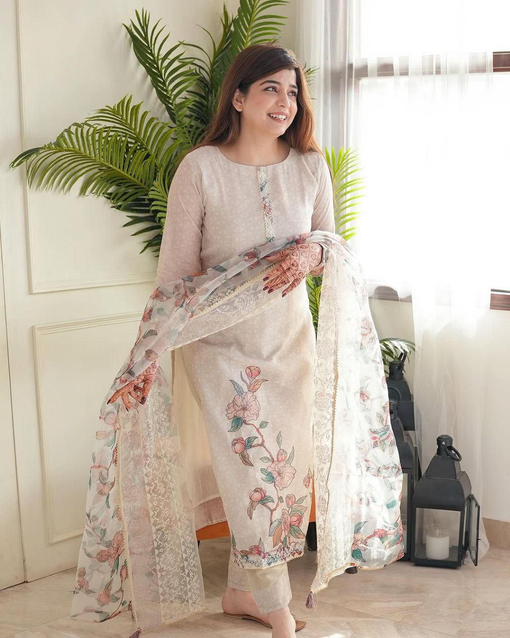 Light Beige Floral Printed Lilan Cotton Kurta Set with Organza Dupatta